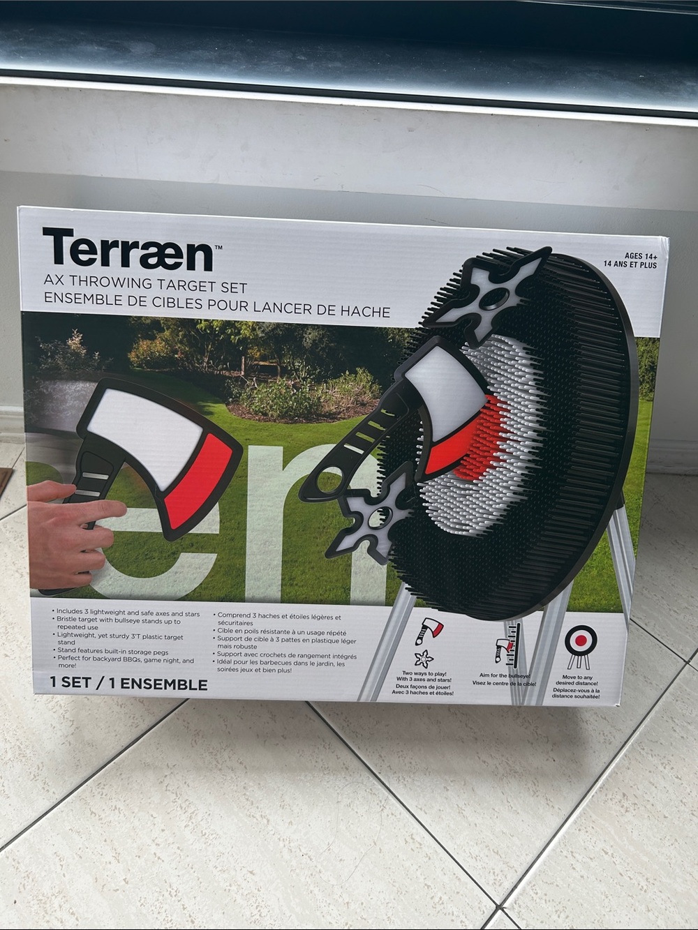 NEW 🆕 Ax Throwing Target Set - Black, Red, White